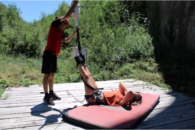 Saut à l'élastique