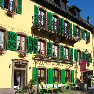 Séjour avec Sauna et Piscine Chauffée à l'Hôtel Aux Trois Roses (La Petite Pierre, Bas-Rhin - 67)