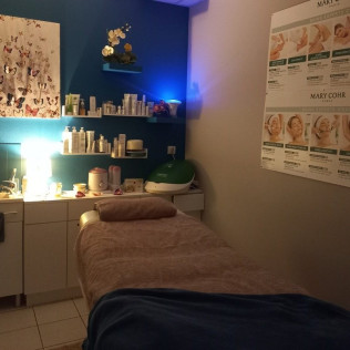 Jacuzzi et Massage Relaxant pour deux à Look Beauté (Saint-Hilaire-des-Loges, Vendée - 85)
