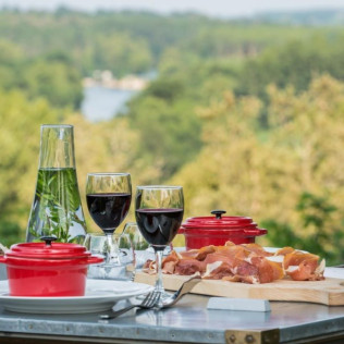 Séjour en Chambre Double Supérieure avec Spa et Menu à l'Hôtel L'Yeuse (Châteaubernard, Nouvelle-Aquitaine - 16) - Offre du mardi au vendredi
