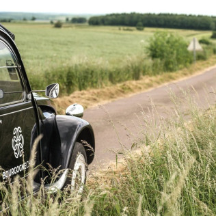 Escapade en 2CV et Baptême de l'Air en Avion pour deux (Jouey, Côte-d'Or - 21)