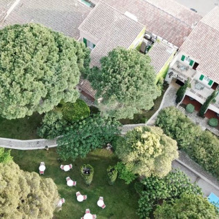 Séjour en Junior Suite avec Menu et Spa à l’Auberge de Cassagne 5* (Le Pontet, Vaucluse - 84)