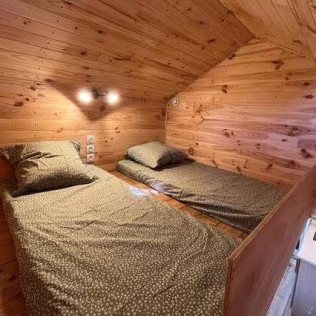 Séjour en Tiny House La Scarabane des Chassaing avec Jacuzzi Privatif (Sassenay, Saône-et-Loire - 71)