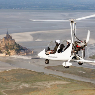 Vol sur la Baie, les Falaises de Champeaux et le Mont Saint-Michel en ULM Pendulaire (Le Val-Saint-Père, Manche - 50)
