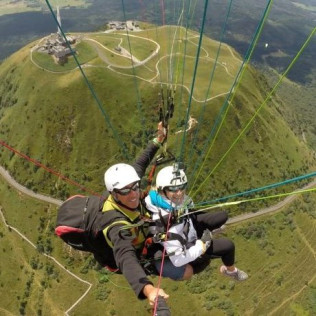 Vol Passion en Parapente (Orcines, Puy-de-Dôme - 63)