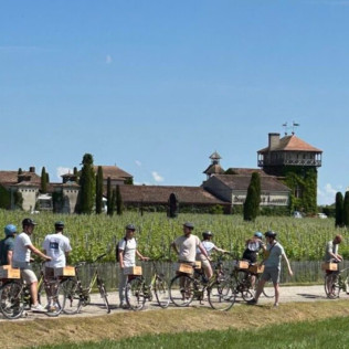 Balade en Vélo avec Visite de Châteaux et Dégustation de Vins à Bordeaux (Gironde- 33)