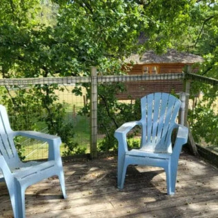 Séjour Insolite : Nuit en Cabane Perchée dans les Arbres avec Massage Californien ou Ayurvédique (Fère-en-Tardenois, Hauts-de-France - 02)