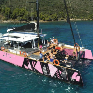 Excursion en Catamaran d'une Journée avec Apéritif (Var - 83) 