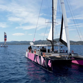 Excursion en Catamaran Demi-Journée dans le Golfe du Morbihan avec Apéritif (Morbihan - 56)