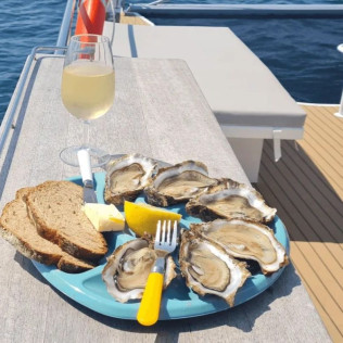 Croisière en Catamaran vers l’Île d’Houat au départ de Quiberon (Morbihan - 56)