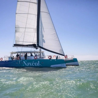 Croisière en Catamaran dans le Golfe du Morbihan au départ d’Arzon (Morbihan - 56)