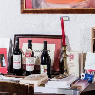 Séjour en Chambre d'Hôte avec Initiation Œnologique au Domaine Grand Guilhem (Cascastel-des-Corbières, Aude - 11)