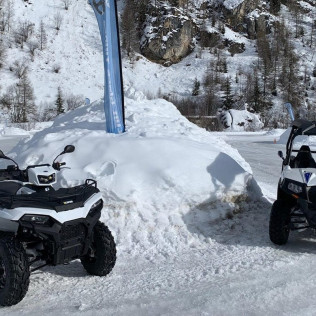 Cours de Pilotage sur Glace en Twingo avec Baptême Evo X, Quad et Buggy (Tignes, Savoie - 73)