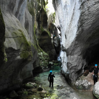 Canyoning Sensation au Canyon des Ecouges 2 Intégral (Isère - 38)