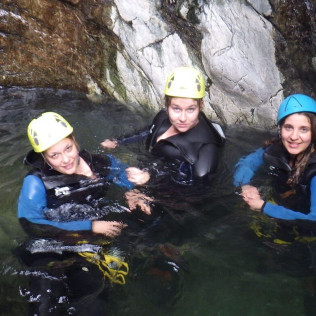 Canyon en Eau Chaude du Thuès (Clara, Pyrénées-Orientales - 66)