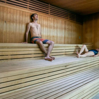 Séjour Romantique avec Circuit Thermal et Déjeuner à l'Hôtel Resort Balneario de Panticosa 4* (Huesca, Espagne) 