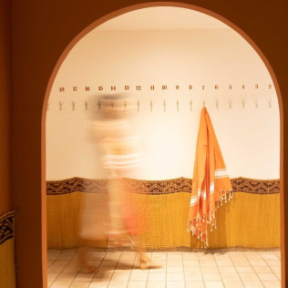 Rituel Oriental Essentiel chez Le Hammam Biarritz avec Gommage du Corps et Masque Visage (Biarritz, Pyrénées-Atlantiques - 64)