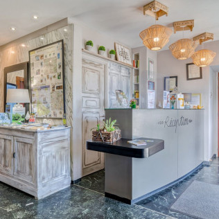 Séjour en Chambre Double "Supérieure" à l'Hôtel Maison Carrée (Méréville, Meurthe-et-Moselle - 54)