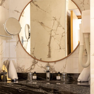 Séjour en Chambre Double Standard à l'Hôtel Bristol (Mulhouse, Haut-Rhin - 68)