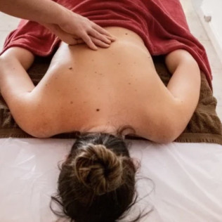 Séance de Jacuzzi avec Massage du Dos au Spa Solina (Corneilhan, Hérault - 34)