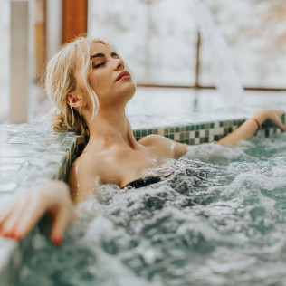 Spa Privatif avec Jacuzzi Balnéo de 30 minutes (Arpajon, Essonne - 91)