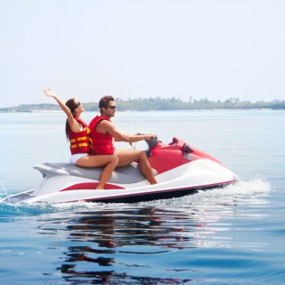 Baptême de Jet-Ski avec Moniteur pour Enfants (Les Sables d'Olonne, Vendée- 85)