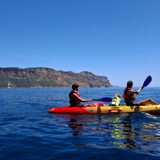 Excursion d’une Journée en Kayak au Parc National des Calanques (Cassis, Bouches-du-Rhône- 13)