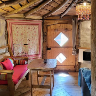 Séjour Insolite : Nuit dans La Cachette des Fées avec Accès au Spa Norvégien et Massage Californien ou Ayurvédique (Fère-en-Tardenois, Aisne - 02)