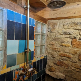 Séjour en Logement Insolite : 2 Nuits dans une Maison Organique à La Mauvaise Herbe (Barjols, Var - 83)