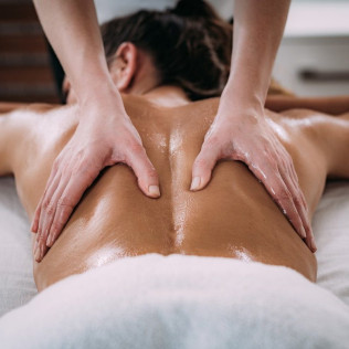 Massage Dynamique, Tonifiant ou Relaxant au Château Prieuré Marquet (Saint-Martin-du-Bois, Gironde - 33)