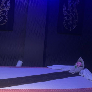 Massage du Corps Thaïlandais Traditionnel ou aux Huiles à Amanpur Thaï Spa (Paris, Île-de-France - 75)