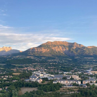 Vol en Montgolfière au-dessus des Alpes du Sud (Tallard, Hautes-Alpes - 05)