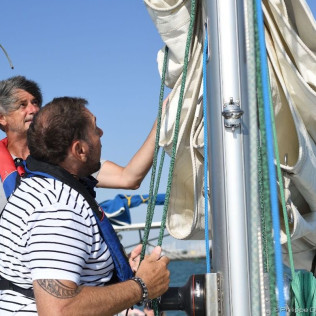 Séjour Insolite : Nuit en Bateau avec Navigation en Matinée à bord du Kelone (La Rochelle, Charente-Maritime- 17)