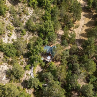 Séjour Insolite : Nuit dans la Cabane Petite Buëch avec Petit-déjeuner et Spa Privatif à Alpinest (Serres, Hautes-Alpes - 05)