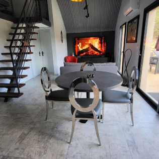 Séjour en Logement Insolite : Nuit dans une Arche Bioclimatique avec Spa Privé et Piscine Chauffée (Le Vignon-en-Quercy, Lot - 46)