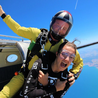 Saut en Parachute avec Vidéo (Empuriabrava, Espagne) - TANDEM TITANIUM