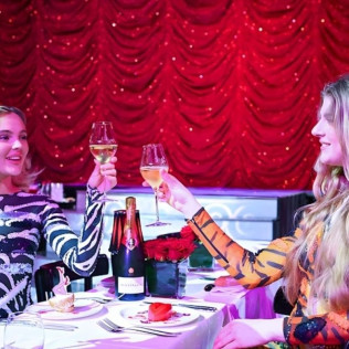 Spectacle du Paradis Latin avec Dîner et Champagne (Paris, Île-de-France - 75)