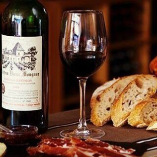 Spécial Aladinia : Visite de Vignoble Immersive avec Dégustation pour deux au Château Vieux Mougnac (Saint-Émilion, Gironde - 33)