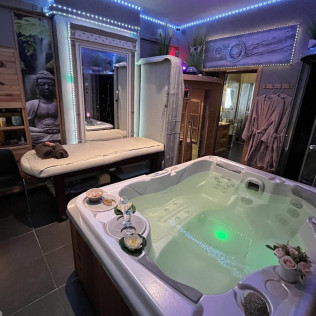 Moment Coolitude avec Massage et Spa pour deux Au Bien-Être des Cinq Sens (Marseille, Bouches-du-Rhône - 13)