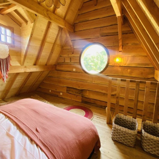 Séjour de 2 nuits au Repaire du Dragon avec Bain Nordique Privatif au Jardin Zen du Quistillic (Guerlédan, Côtes-d'Armor - 22)