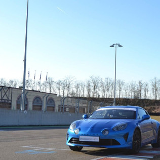 Conduite en Alpine A110S sur circuit (Biltzheim, Haut-Rhin - 68)