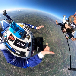 Saut en Parachute Tandem à Viuz-en-Sallaz ou La Tour avec Option Photos et Vidéos (Viuz-en-Sallaz, Haute-Savoie - 74) 