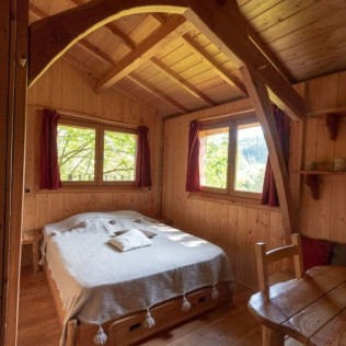 Séjour Insolite : Nuit en Cabane “HÉRISSON” ou “MARMOTTE” avec Petit-déjeuner et Spa (Belsentes, Ardèche - 07)