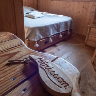 Séjour Insolite : Nuit en Cabane “HÉRISSON” ou “MARMOTTE” avec Petit-déjeuner et Spa (Belsentes, Ardèche - 07)