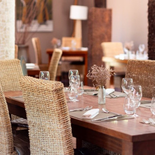 Séjour "Disini Touch Détente" avec Petit-déjeuner, Dîner en 3 Services et Spa Privé au Disini Hôtel-Restaurant 4* (Castries, Hérault - 34)