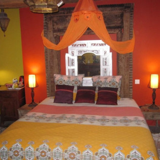 Séjour en Chambre “Mordred” avec Petit-déjeuner, Dîner et Accès au Spa au Manoir Desnachez (Taupont, Morbihan - 56)