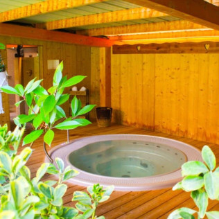Séjour Romantique avec Petit-Déjeuner et Accès au Spa à La Résidence les Thermes Côté Chalet (Thonon-les-Bains, Haute-Savoie- 74)