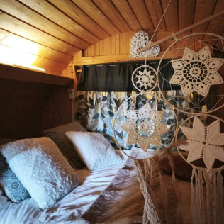 Séjour Insolite dans un Tonneau avec Accès au Spa Privatif au Souffle du Saule (Buhl-Lorraine, Moselle - 57)