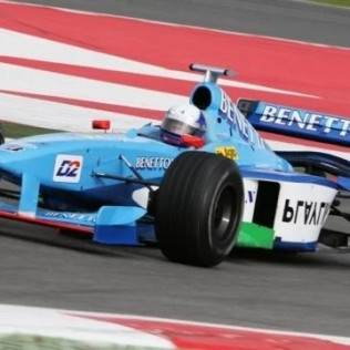 2 séries de 15 minutes de Formule Renault et 3 tours de Formule 1 (Magny Cours - 58)