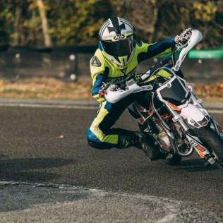 Stage d’Initiation au Pilotage de Moto sur Circuit pour Enfants (Dreux, Eure-et-Loir - 28) 